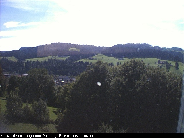 Webcam-Bild: Aussicht vom Dorfberg in Langnau 20080905-140500
