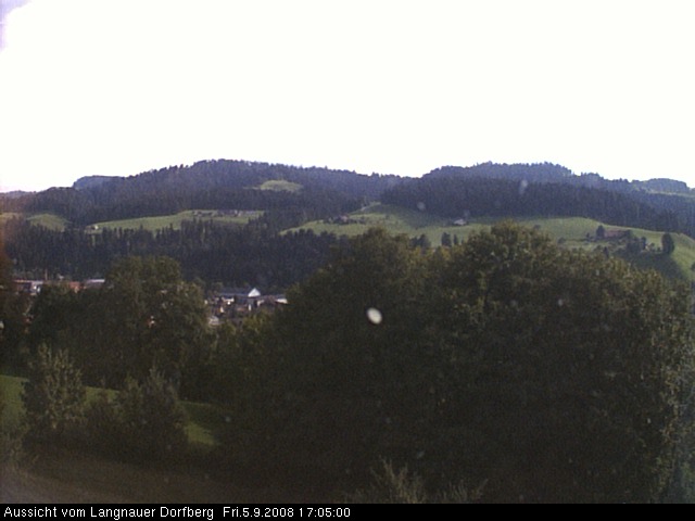 Webcam-Bild: Aussicht vom Dorfberg in Langnau 20080905-170500