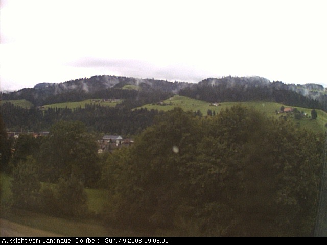 Webcam-Bild: Aussicht vom Dorfberg in Langnau 20080907-090500
