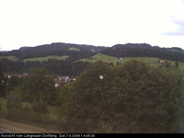 Webcam-Bild: Aussicht vom Dorfberg in Langnau 20080907-140500