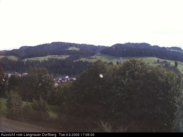 Webcam-Bild: Aussicht vom Dorfberg in Langnau 20080909-170500