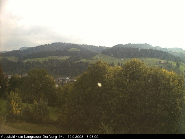 Webcam-Bild: Aussicht vom Dorfberg in Langnau 20080929-160500