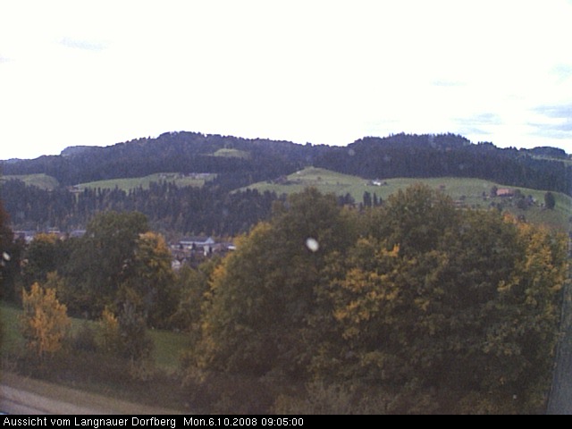 Webcam-Bild: Aussicht vom Dorfberg in Langnau 20081006-090500