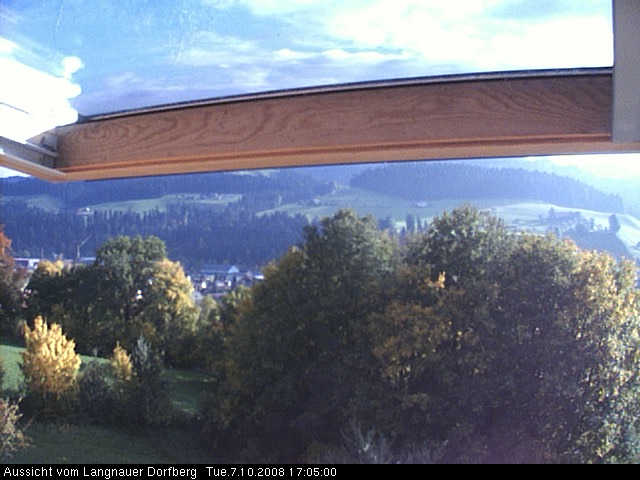 Webcam-Bild: Aussicht vom Dorfberg in Langnau 20081007-170500