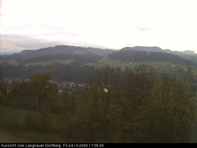 Webcam-Bild: Aussicht vom Dorfberg in Langnau 20081024-170500