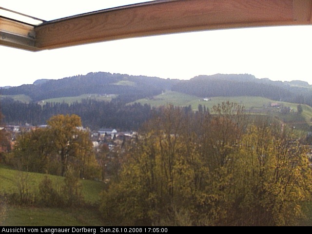 Webcam-Bild: Aussicht vom Dorfberg in Langnau 20081026-170500