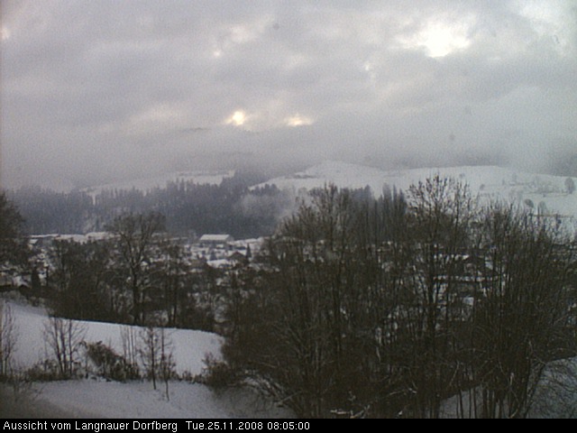 Webcam-Bild: Aussicht vom Dorfberg in Langnau 20081125-080500