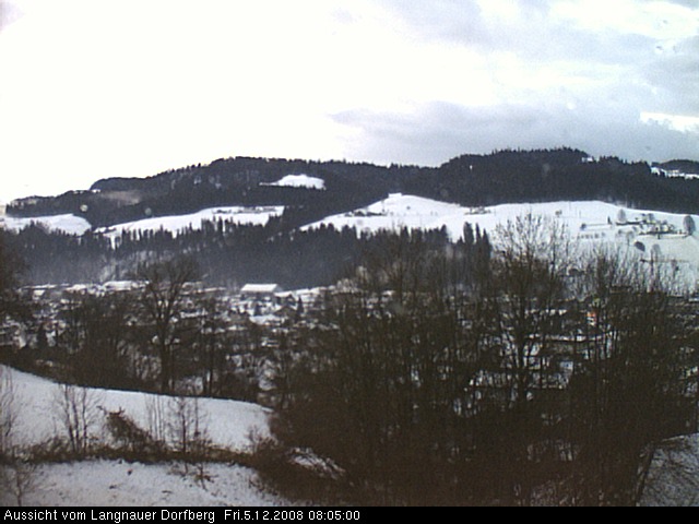 Webcam-Bild: Aussicht vom Dorfberg in Langnau 20081205-080500