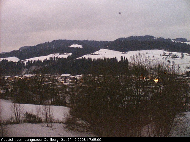Webcam-Bild: Aussicht vom Dorfberg in Langnau 20081227-170500