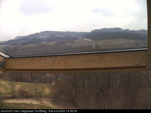Webcam-Bild: Aussicht vom Dorfberg in Langnau 20090404-160500