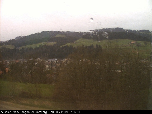 Webcam-Bild: Aussicht vom Dorfberg in Langnau 20090416-170500