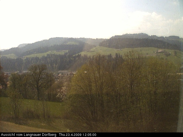 Webcam-Bild: Aussicht vom Dorfberg in Langnau 20090423-120500