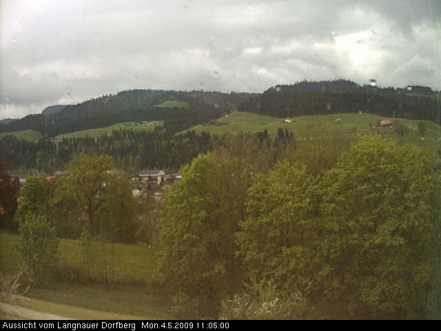 Webcam-Bild: Aussicht vom Dorfberg in Langnau 20090504-110500