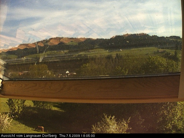 Webcam-Bild: Aussicht vom Dorfberg in Langnau 20090507-180500