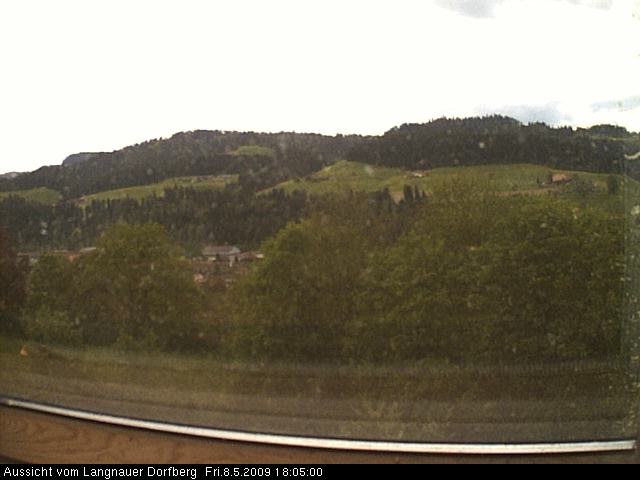 Webcam-Bild: Aussicht vom Dorfberg in Langnau 20090508-180500