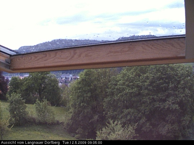 Webcam-Bild: Aussicht vom Dorfberg in Langnau 20090512-090500