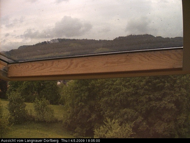 Webcam-Bild: Aussicht vom Dorfberg in Langnau 20090514-180500