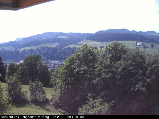 Webcam-Bild: Aussicht vom Dorfberg in Langnau 20090526-120500