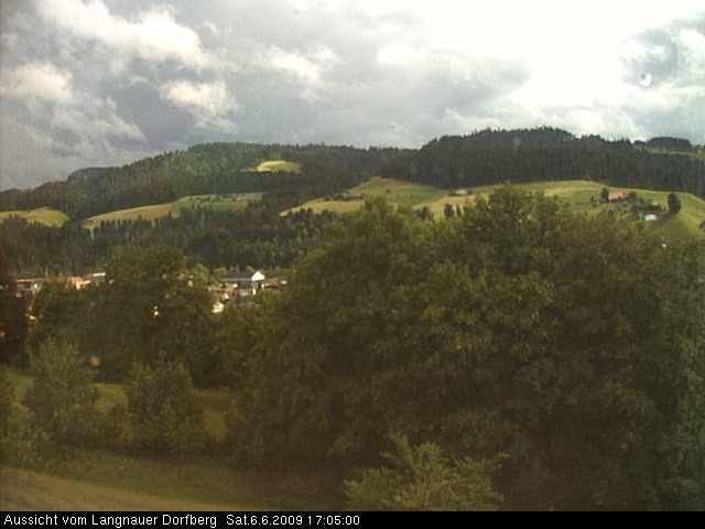 Webcam-Bild: Aussicht vom Dorfberg in Langnau 20090606-170500