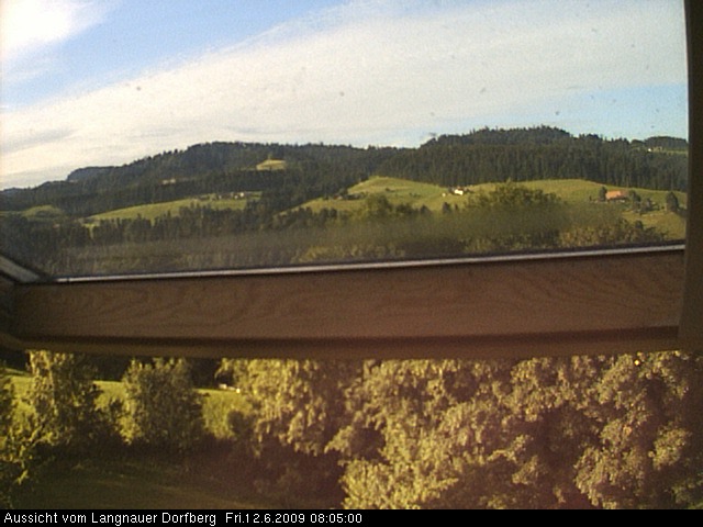 Webcam-Bild: Aussicht vom Dorfberg in Langnau 20090612-080500
