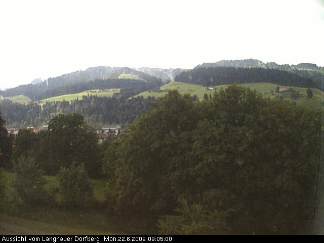 Webcam-Bild: Aussicht vom Dorfberg in Langnau 20090622-090500