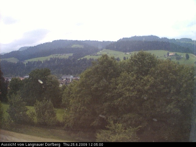 Webcam-Bild: Aussicht vom Dorfberg in Langnau 20090625-120500
