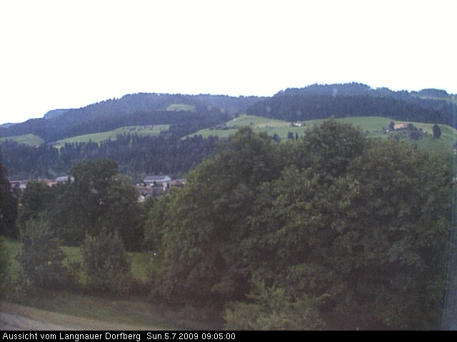 Webcam-Bild: Aussicht vom Dorfberg in Langnau 20090705-090500