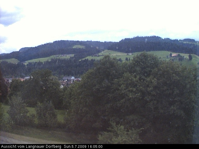 Webcam-Bild: Aussicht vom Dorfberg in Langnau 20090705-160500