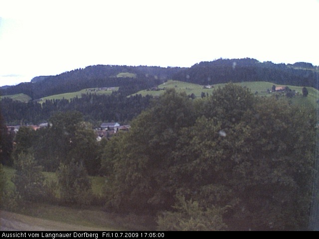 Webcam-Bild: Aussicht vom Dorfberg in Langnau 20090710-170500