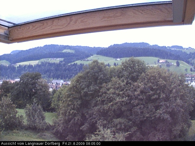 Webcam-Bild: Aussicht vom Dorfberg in Langnau 20090821-080500