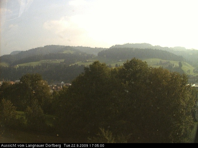 Webcam-Bild: Aussicht vom Dorfberg in Langnau 20090922-170500