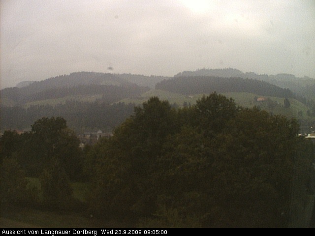 Webcam-Bild: Aussicht vom Dorfberg in Langnau 20090923-090500