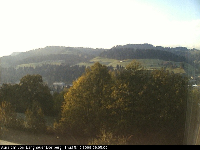 Webcam-Bild: Aussicht vom Dorfberg in Langnau 20091015-090500