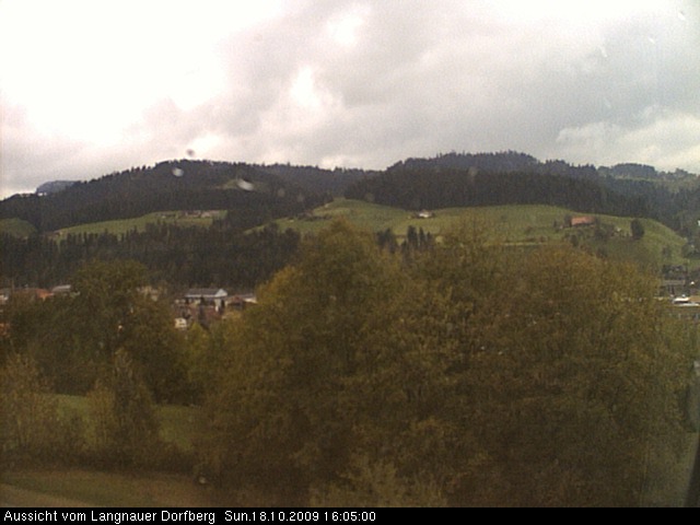 Webcam-Bild: Aussicht vom Dorfberg in Langnau 20091018-160500