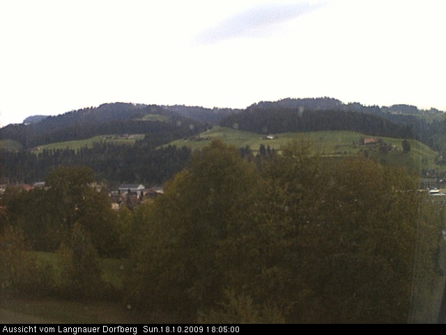 Webcam-Bild: Aussicht vom Dorfberg in Langnau 20091018-180500