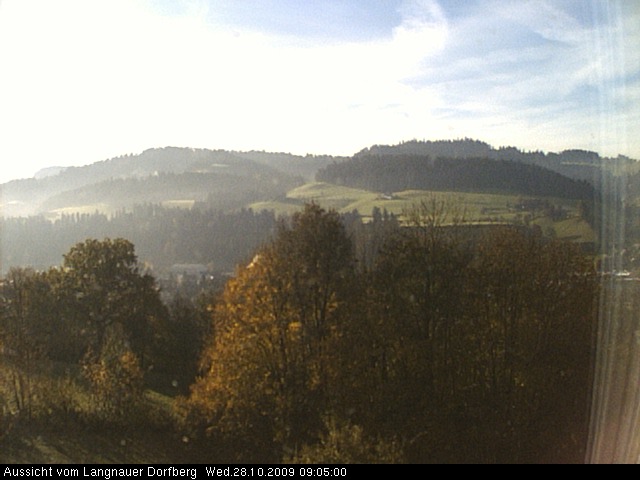 Webcam-Bild: Aussicht vom Dorfberg in Langnau 20091028-090500