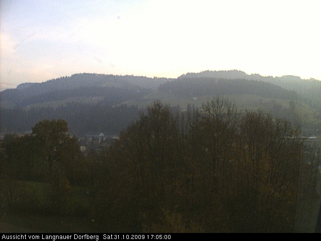 Webcam-Bild: Aussicht vom Dorfberg in Langnau 20091031-170500