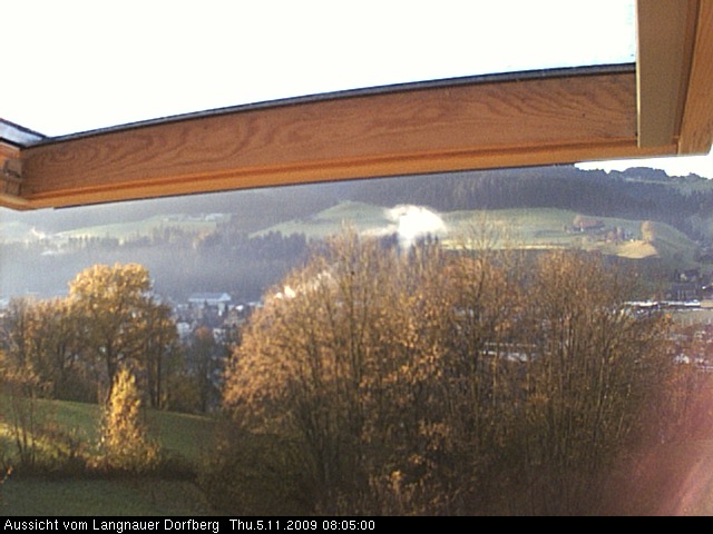 Webcam-Bild: Aussicht vom Dorfberg in Langnau 20091105-080500