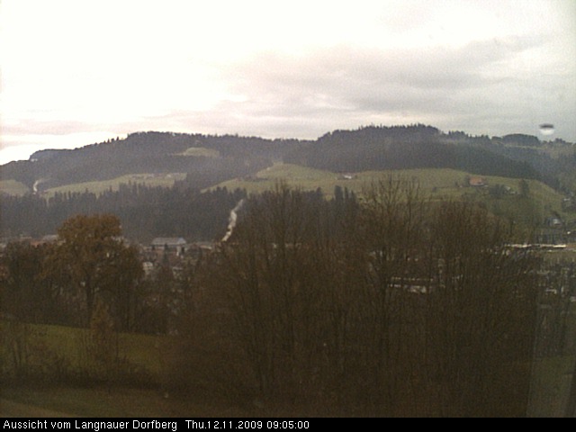 Webcam-Bild: Aussicht vom Dorfberg in Langnau 20091112-090500