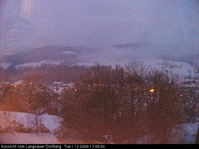 Webcam-Bild: Aussicht vom Dorfberg in Langnau 20091201-170500
