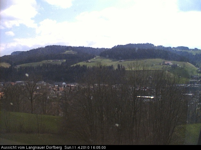Webcam-Bild: Aussicht vom Dorfberg in Langnau 20100411-160500