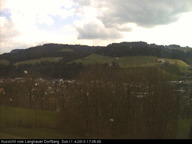 Webcam-Bild: Aussicht vom Dorfberg in Langnau 20100411-170500
