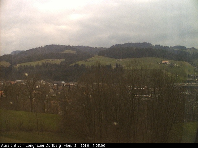 Webcam-Bild: Aussicht vom Dorfberg in Langnau 20100412-170500