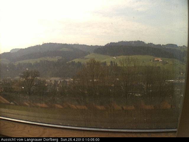 Webcam-Bild: Aussicht vom Dorfberg in Langnau 20100425-100500