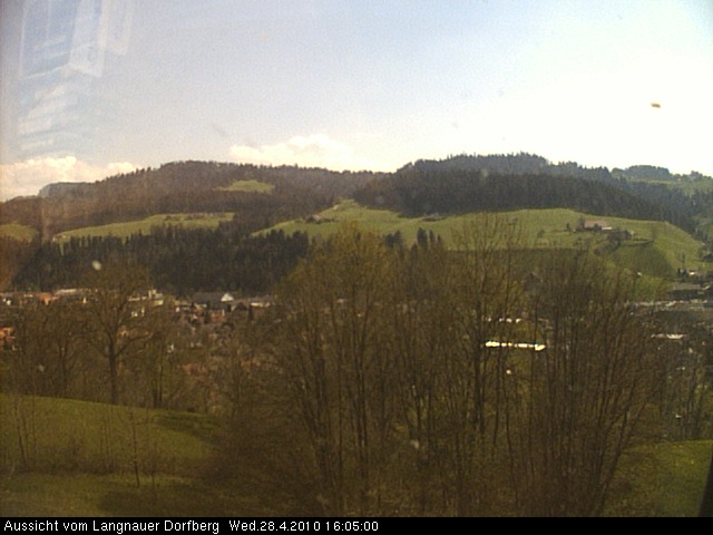 Webcam-Bild: Aussicht vom Dorfberg in Langnau 20100428-160500