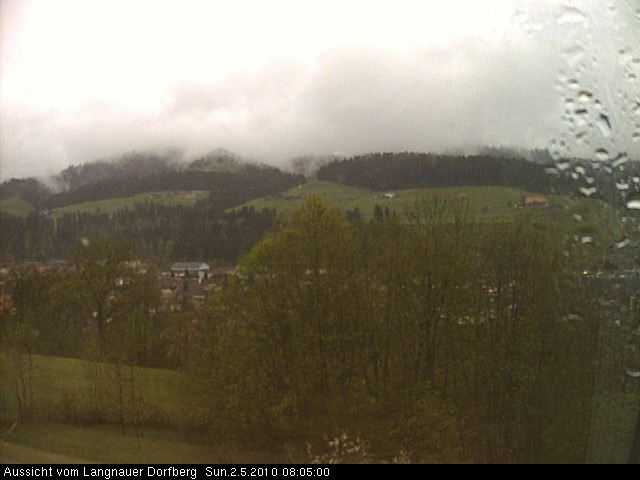 Webcam-Bild: Aussicht vom Dorfberg in Langnau 20100502-080500