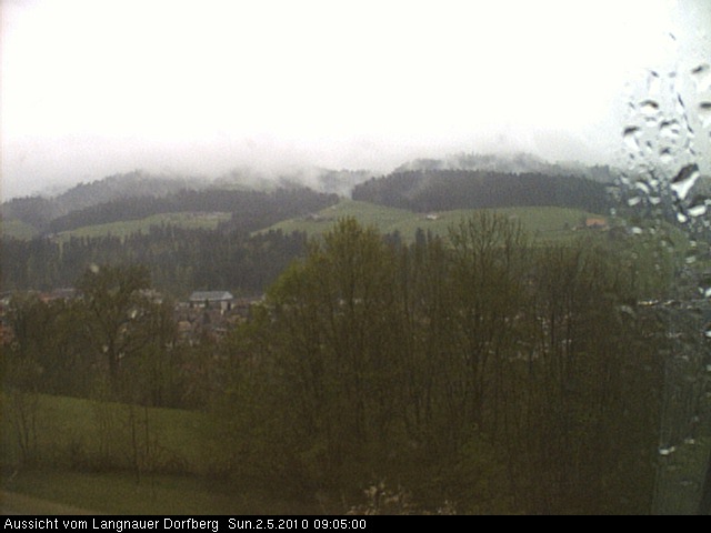 Webcam-Bild: Aussicht vom Dorfberg in Langnau 20100502-090500