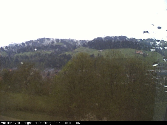 Webcam-Bild: Aussicht vom Dorfberg in Langnau 20100507-080500