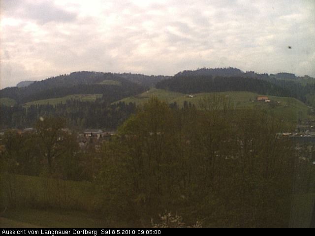 Webcam-Bild: Aussicht vom Dorfberg in Langnau 20100508-090500