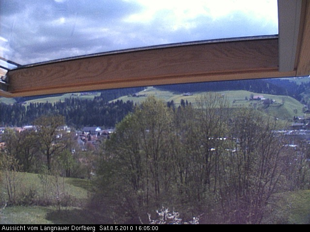Webcam-Bild: Aussicht vom Dorfberg in Langnau 20100508-160500